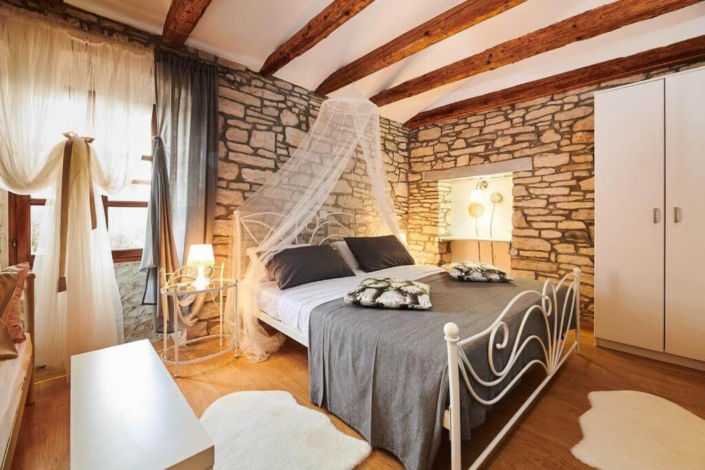 Rooms Konoba Pjero บูเย ภายนอก รูปภาพ